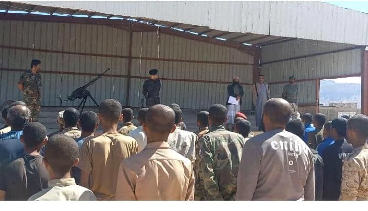 بتوجيهات مدير أوقاف شبوة نزول ميداني للوحدات العسكرية والنقاط الأمنية وتوزيع الإمساكيات ومطويات دعوية رمضانية