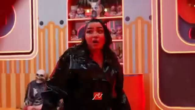 أحمد السقا ورحمة محسن أبرز الضيوف.. لقطات من برومو برنامج رامز ليفل الوحش - الخليج الان