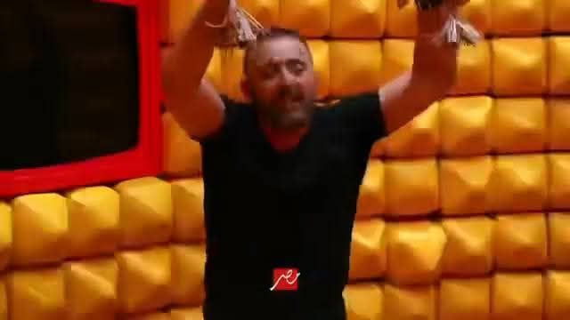 أحمد السقا ورحمة محسن أبرز الضيوف.. لقطات من برومو برنامج رامز ليفل الوحش - الخليج الان