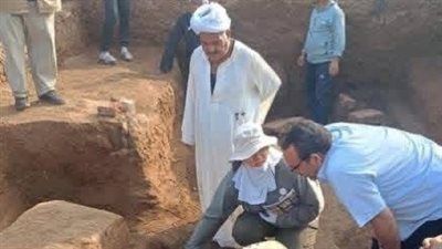 بعثة مصرية-صينية.. كشف جديد يُرجّح انتماؤه لمعبد الملك "أبريس" بميت رهينة - الخليج الان