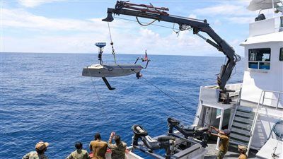 لايت فيش.. العيون الرقمية الجديدة للبحرية الأمريكية تدخل الخدمة التجريبية - الخليج الان