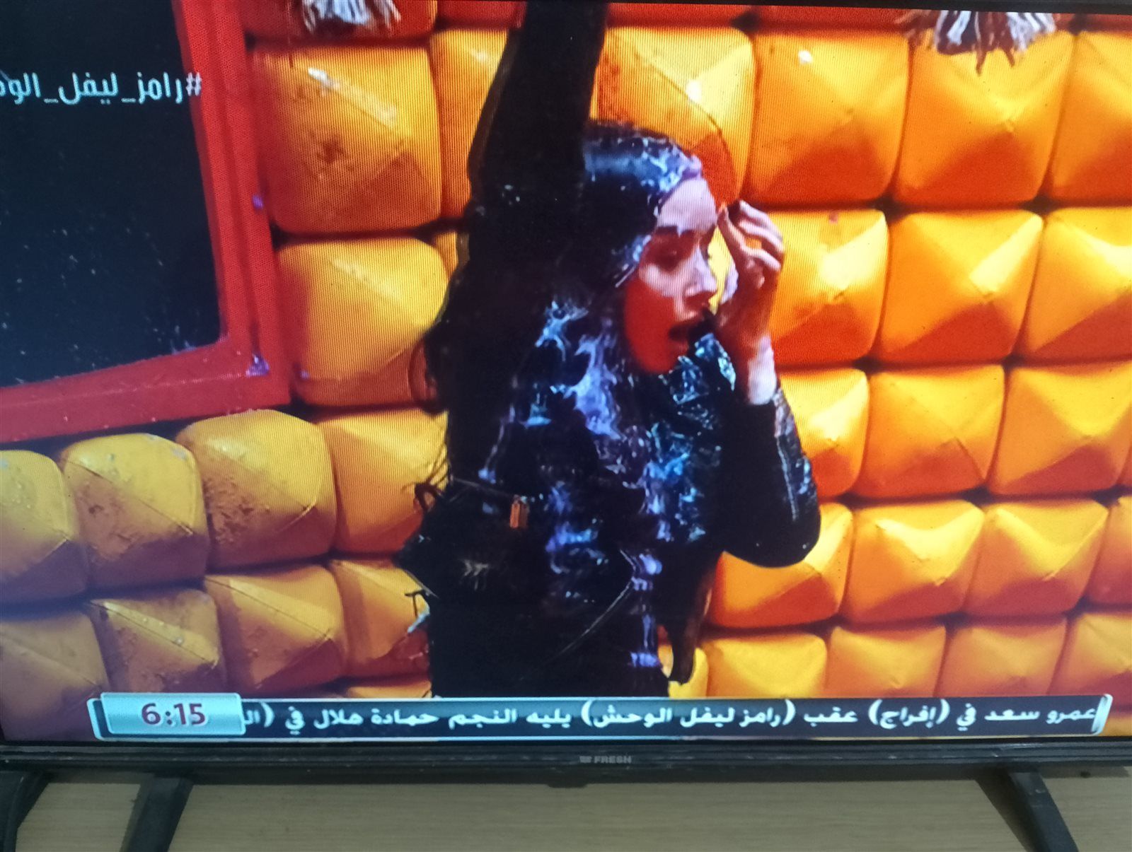 بهدلتوني وقليتوا قيمتي.. انهيار هنا الزاهد في برنامج رامز ليفل الوحش - الخليج الان