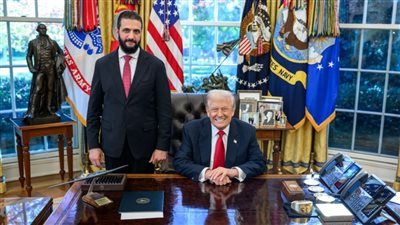 ترامب: أنا من أوصل الشرع للرئاسة ويشيد بصلابته في سوريا - الخليج الان