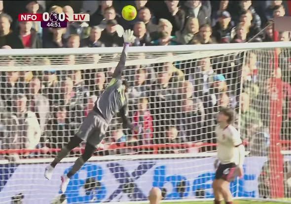 nottm forest vs liverpool.. ملخص اهداف ونتيجة مباراة ليفربول ونوتينجهام فورست في الدوري الإنجليزي الممتاز بعد مرور 50 دقيقة - الخليج الان