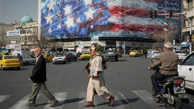 دبلوماسية الأنفاس الأخيرة.. طهران تقامر بمخزون اليورانيوم لتجنب الحرب - الخليج الان