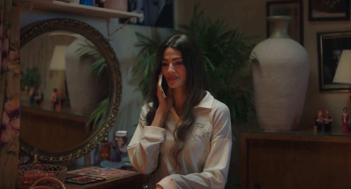 مسلسل إفراج الحلقة 5.. كارميلا تشارك عباس الريس في البحث عن الحقيقة - الخليج الان