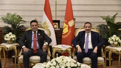 محافظ بورسعيد يستقبل رئيس حزب الوعي والوفد المرافق ويستعرض دعم التنمية والتعاون السياسي - الخليج الان
