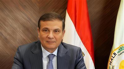 وزير الزراعة يقر حركة تغييرات موسعة لرفع كفاءة الأداء بالوزارة ومديريات المحافظات - الخليج الان