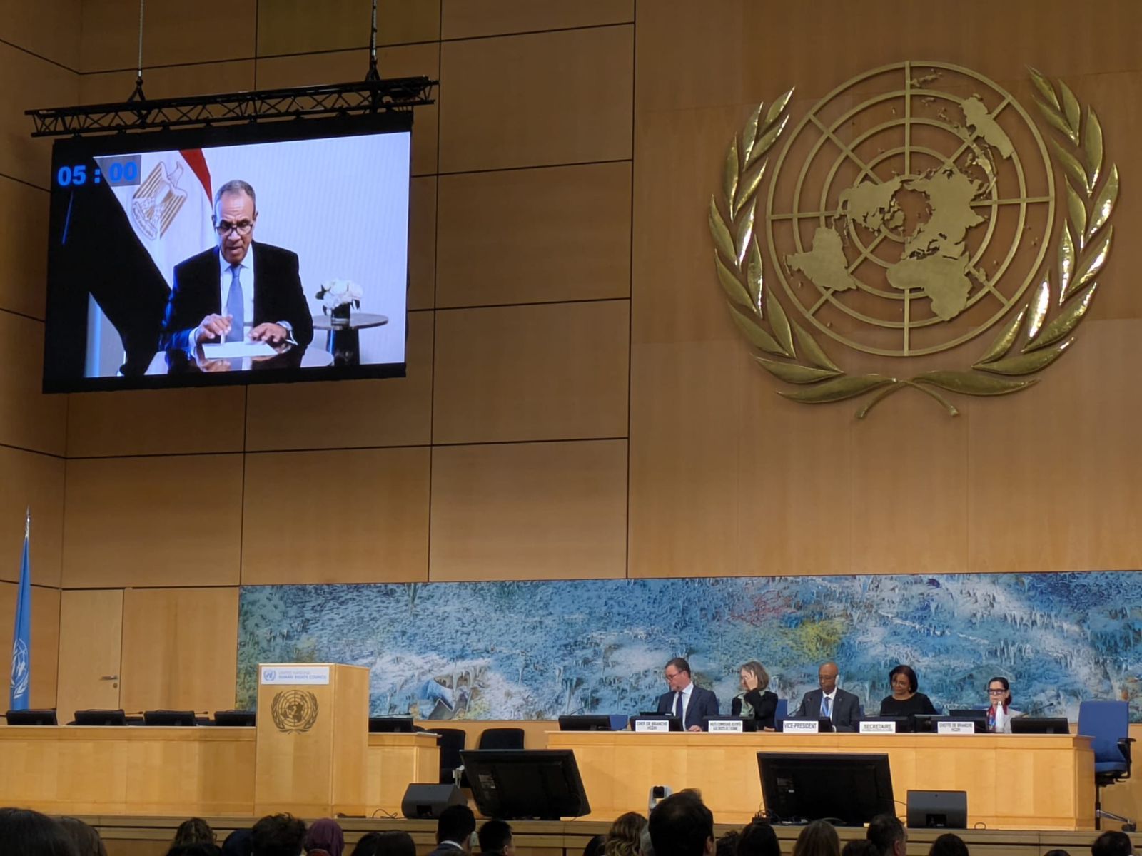 وزير الخارجية: احترام حقوق الإنسان يمثل ركيزة أساسية لتحقيق السلام والاستقرار والتنمية - الخليج الان