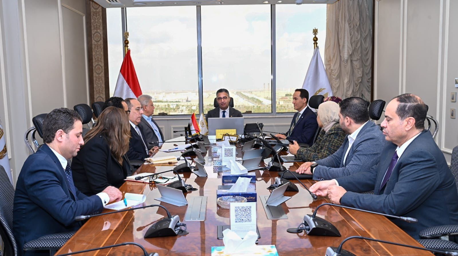 وزير التموين والتجارة الداخلية يلتقي مؤسسة حياة كريمة لتعزيز التعاون المجتمعي وتحقيق أثر ملموس للمواطن - الخليج الان