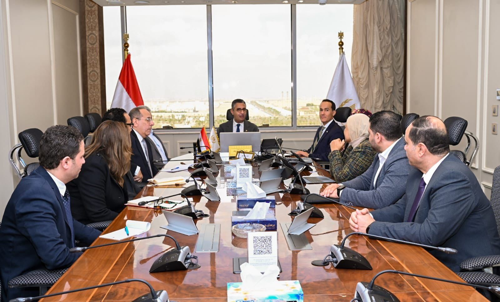 وزير التموين والتجارة الداخلية يلتقي مؤسسة حياة كريمة لتعزيز التعاون المجتمعي وتحقيق أثر ملموس للمواطن - الخليج الان