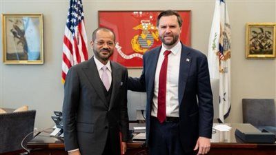 وزير خارجية عُمان: "السلام في المتناول" وترامب يلوح مجدداً بخيار القوة العسكرية - الخليج الان