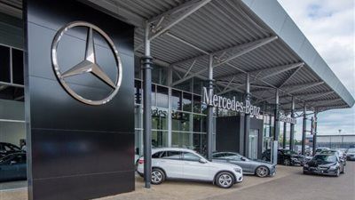 سوق السيارات المستعملة في مصر| مرسيدس بـ800 ألف جنيه (المواصفات والموديل) - الخليج الان