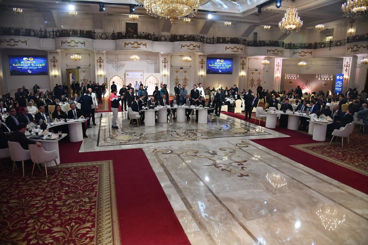 بحضور 8 وزراء.. حماة الوطن ينظم حفل سحور الهيئة البرلمانية للحزب - الخليج الان