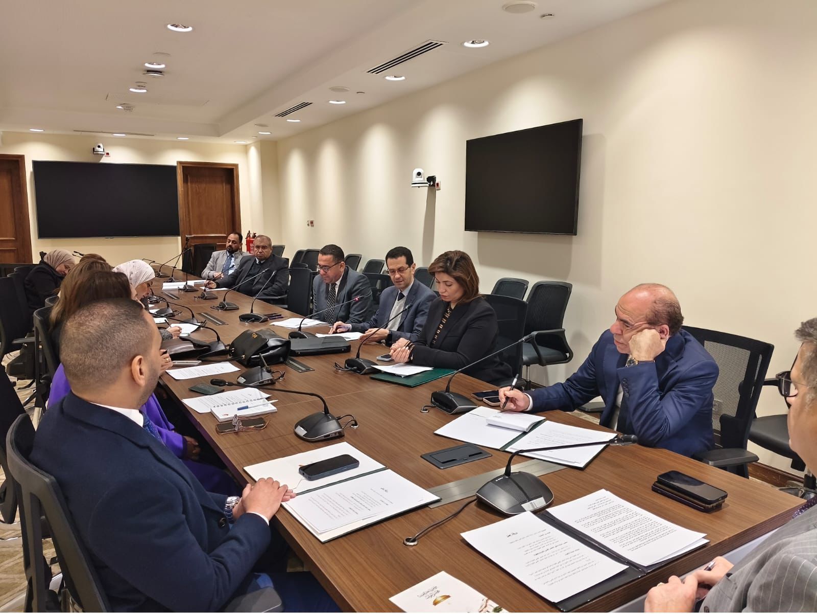 حقوق إنسان النواب تناقش مع المجلس القومي للطفولة والأمومة سبل مواجهة العنف الأسري وعمالة الأطفال والتنمر - الخليج الان