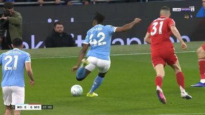 مان سيتي ضد نوتينغهام فورست.. انطلاق مباراة مانشستر سيتي ونوتينجهام فورست في الدوري الإنجليزي الممتاز - الخليج الان