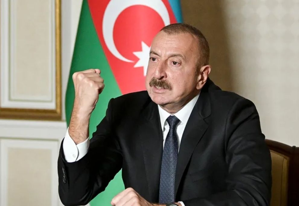 رئيس أذربيجان: مستعدون لإظهار قوتنا ضد أي قوى وعلى إيران ألا تنسى ذلك - الخليج الان
