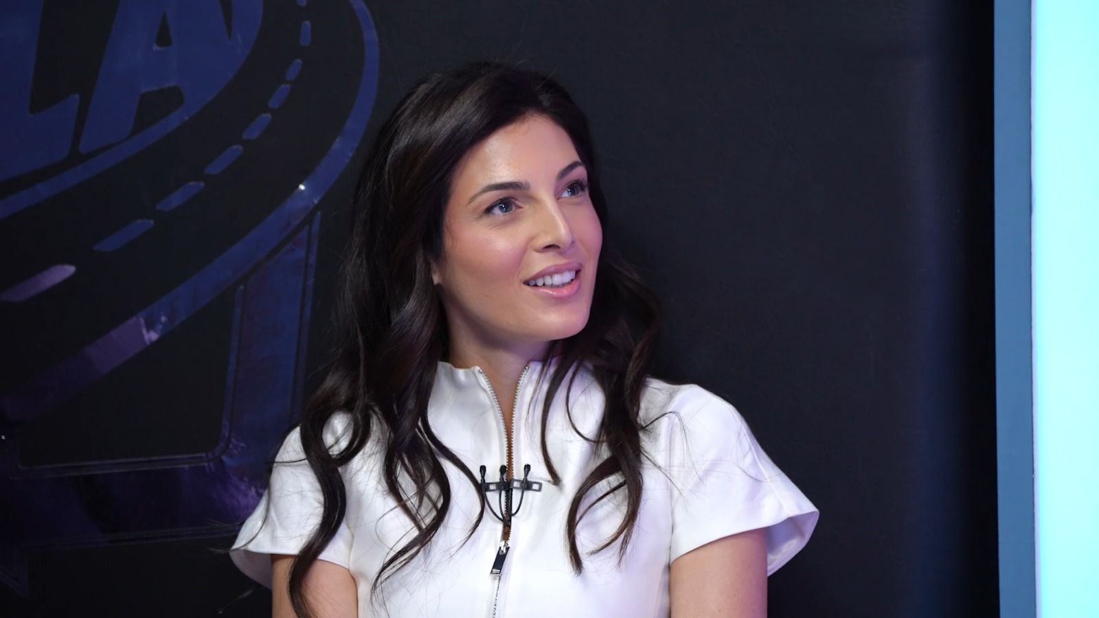 رامز جلال عن رزان جمال: عروسة البحر وعيونها بتدلدق سحر - الخليج الان