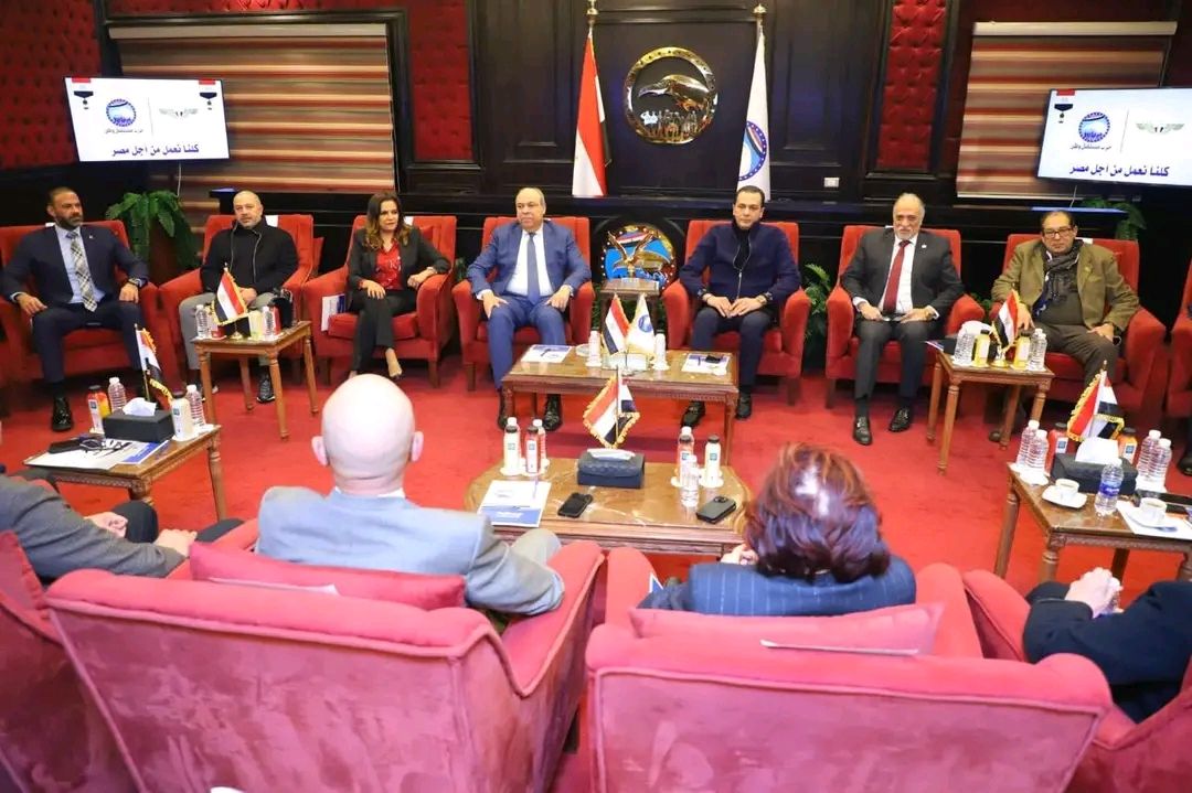 وزير الطيران في ضيافة مستقبل وطن: تطوير مصر للطيران ورفع كفاءة المطارات والإرتقاء بمستوى الخدمات أهم الأولويات - الخليج الان