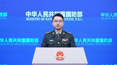 الدفاع الصينية تؤكد: لا بديل عن مبدأ أولوية الإنسان في التطبيقات العسكرية للذكاء الاصطناعي - الخليج الان