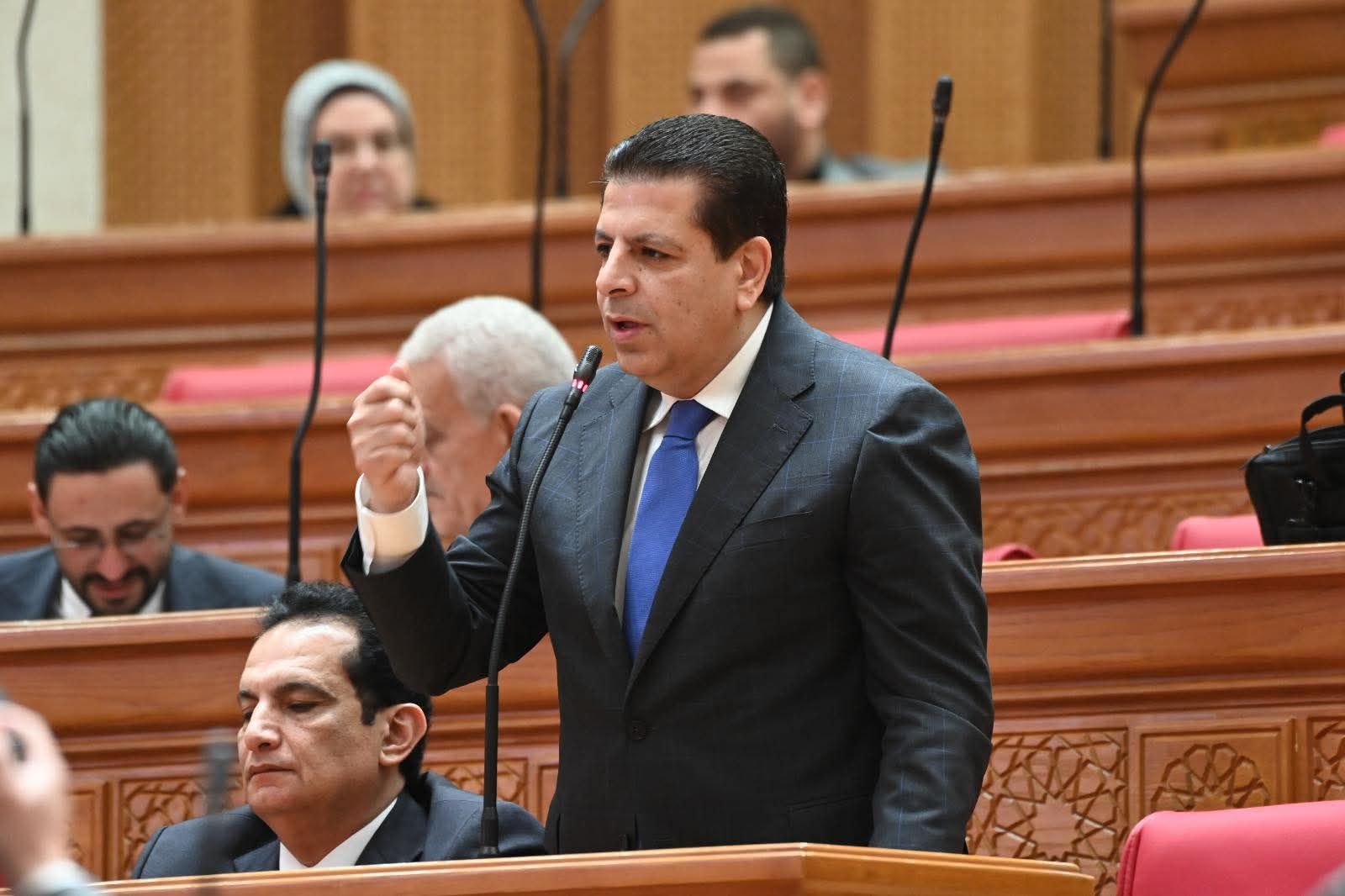 تحركات برلمانية وانتقادات واسعة بعد رفع أسعار الوقود.. نواب يتقدمون بطلبات إحاطة للحكومة ويطالبون بتوضيح أسس التسعير وحماية المواطنين - الخليج الان