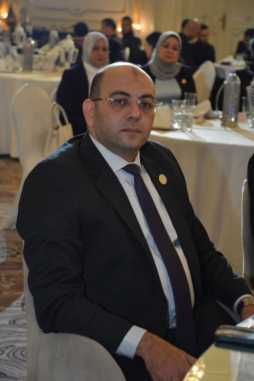 بندوة حماة الوطن : تحذيرات من إيقاف إنتاج النفط بدول الخليج نتاج الحرب القائمة.. واحتمالات بزيادة برميل البترول بنسبة ١٠٠٪؜ - الخليج الان