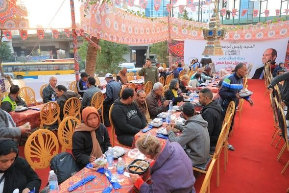 التضامن الاجتماعي: تسجيل أكثر من 50 مليون وجبة إفطار وسحور على منصة الإطعام منذ بداية رمضان - الخليج الان