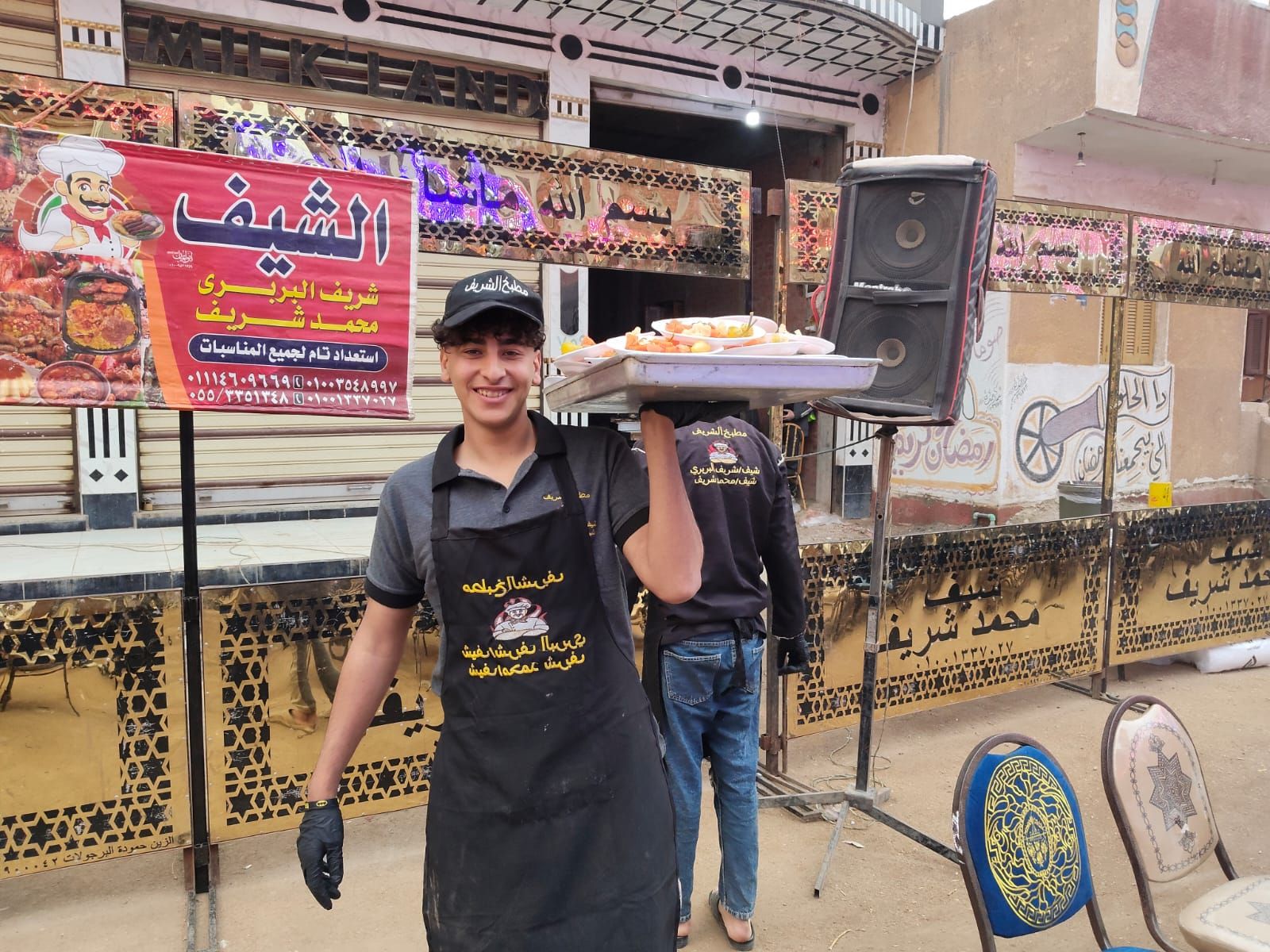 على خُطي المطرية .. أهالي قرية الغابة بالشرقية يجهزون أطول مائدة إفطار جماعية - الخليج الان