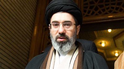 شكوك استخباراتية أمريكية في أهلية مجتبى للقيادة وأنباء إسرائيلية عن تدهور صحته - الخليج الان