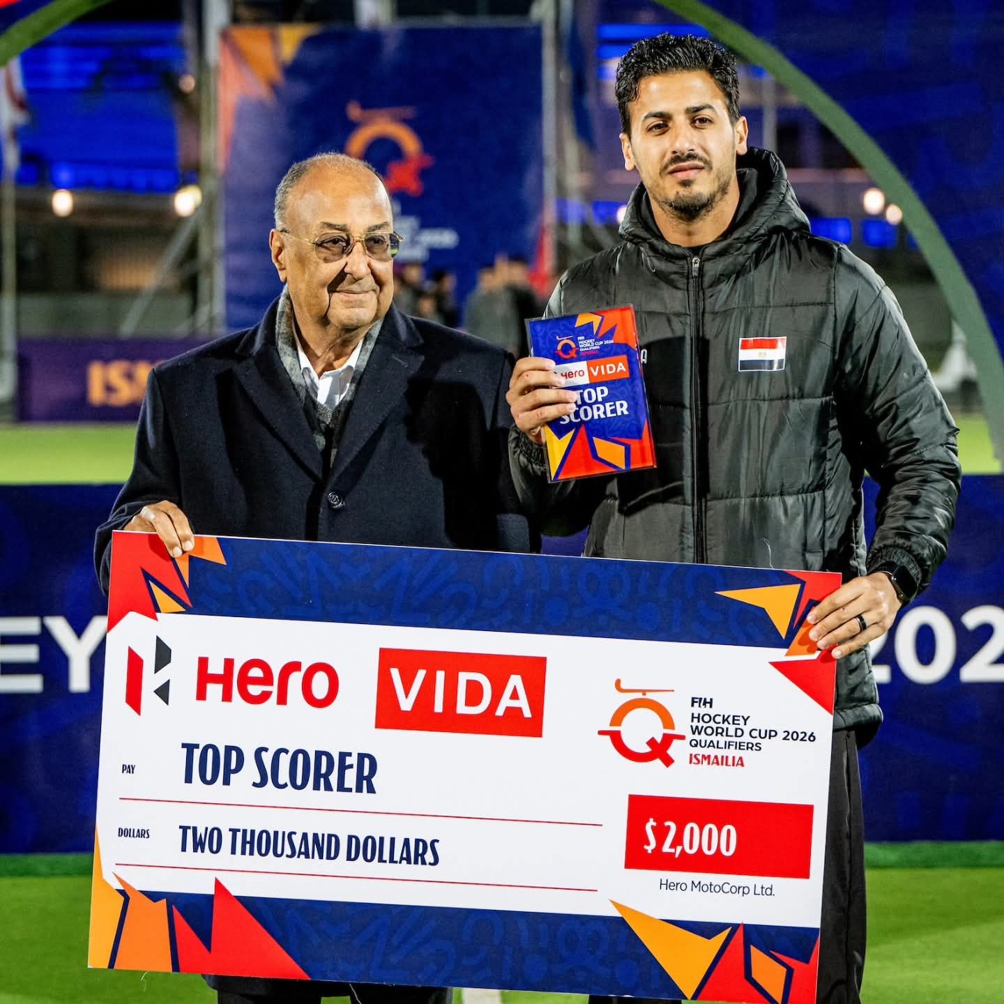 أعضاء مجلس إدارة اتحاد الهوكي يكرمون نجوم التصفيات العالمية - الخليج الان