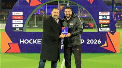 أعضاء مجلس إدارة اتحاد الهوكي يكرمون نجوم التصفيات العالمية - الخليج الان