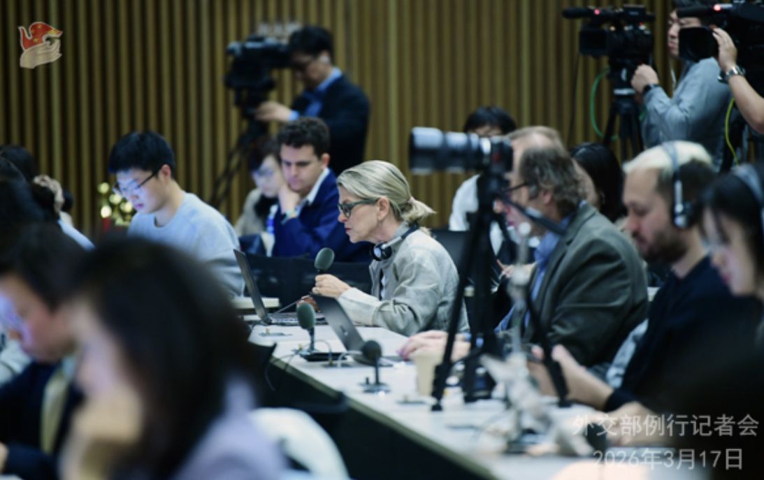 «استمرار جهود الوساطة الصينية».. بكين تدعو باكستان وأفغانستان إلى وقف إطلاق النار - الخليج الان