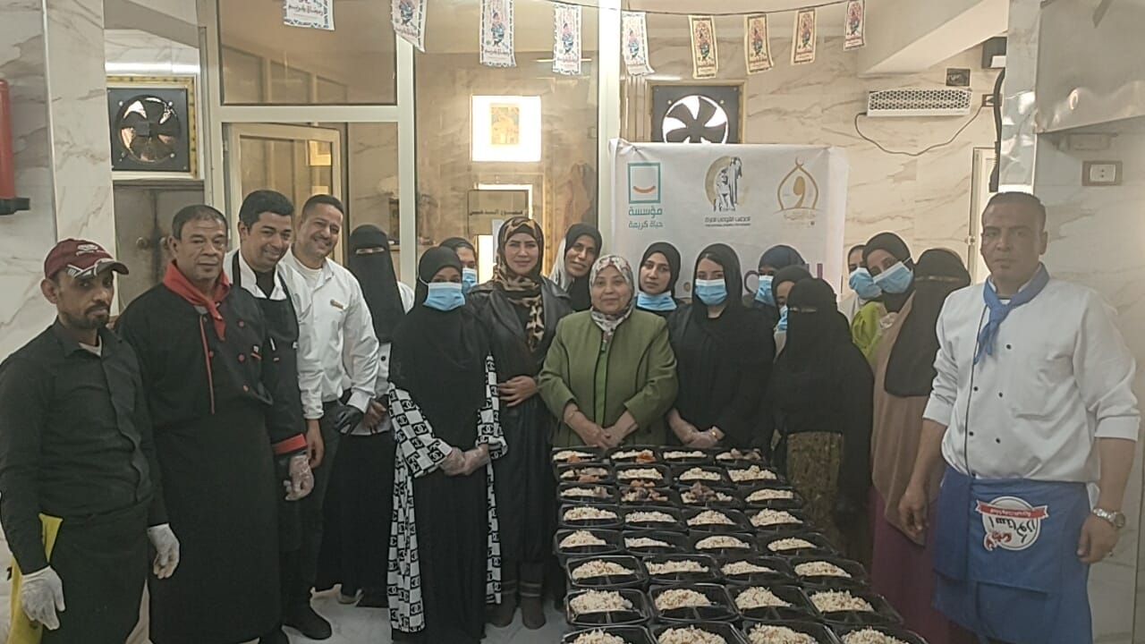المجلس القومي للمرأة بالإسماعيلية يختتم مبادرة “مطبخ المصرية بإيد بناتها” بتوزيع 1000 وجبة ساخنة في رمضان - الخليج الان