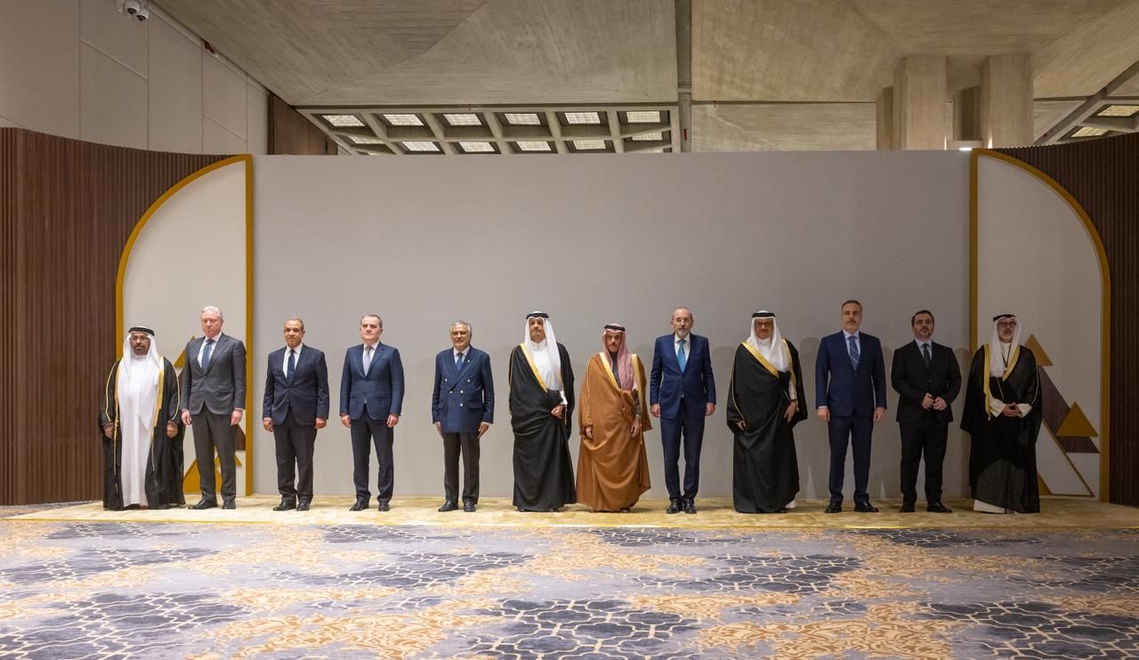 وزير الخارجية: ندين الاعتداءات الإيرانية الآثمة ونؤكد تضامنا الكامل مع دول الخليج الشقيقة - الخليج الان