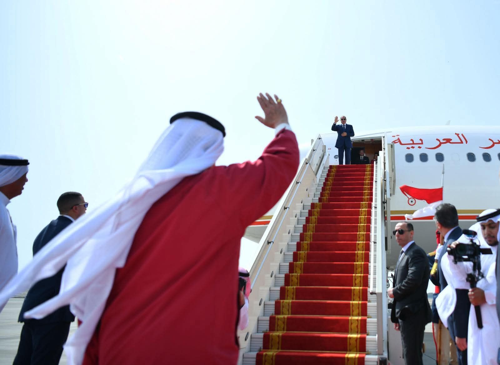 جولة خليجية حاسمة| السيسي في البحرين والسعودية لتثبيت الأمن العربي ورسائل دعم قوية للخليج - الخليج الان