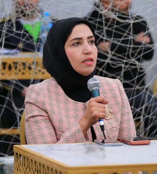 النائبة بثينة أبو زيد تشارك في اليوم الرياضي الخيري الرابع بسندوة وتؤكد دعمها للشباب - الخليج الان