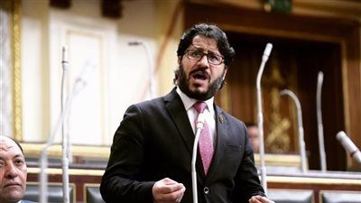 أحمد بلال البرلسي: طرح مناقصة للجمع المنزلي بالمحلة خطوة لحل أزمة القمامة - الخليج الان