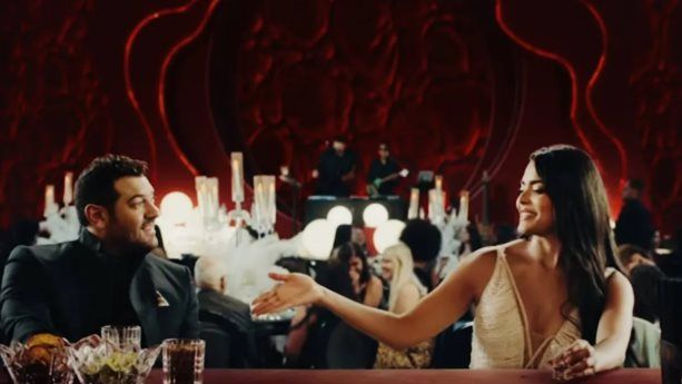 مفهوش جرئة وبيرصد علاقة الراجل والست بشكل مختلف.. هكذا رد صناع فيلم السلم والتعبان على الجدل المثار حوله - الخليج الان