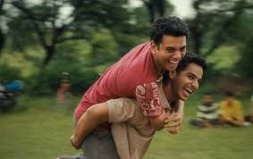 بعد جولة ناجحة في مهرجانات دولية.. فيلم Homebound يتألق بالسينما الفرنسية - الخليج الان