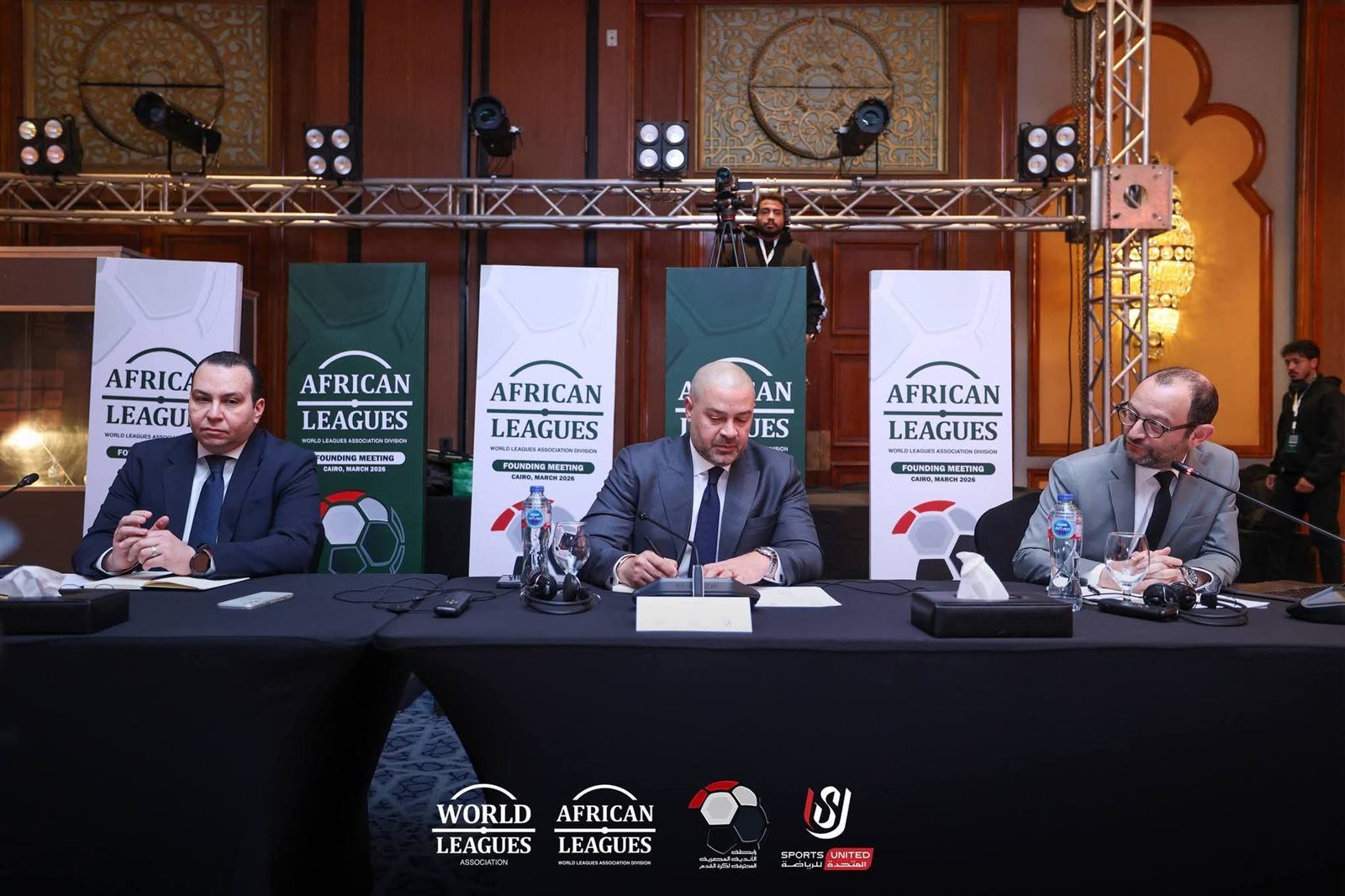 بحضور أحمد دياب.. توقيع اتفاقية تأسيس اتحاد روابط الدوريات الإفريقية بتنظيم المتحدة - الخليج الان