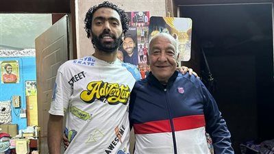 في الذكري الثالثة لوفاة والده.. كلمات حزينة من حسين الشحات عن صدمة الفراق وفقد الأب - الخليج الان