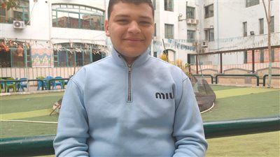 بين الدراسة والإنشاد .. «يوسف» طالب من الشرقية يجمع بين الإنشاد وحلم دراسة الصيدلة - الخليج الان