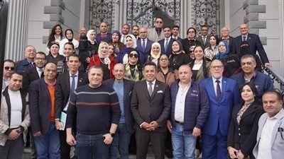 حزب الوعي يطلق «مدرسة الوعي» لتأهيل 600 كادر شاب وتدشين «برنامج القادة» - الخليج الان