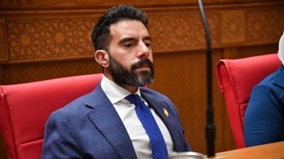 النائب إسلام قرطام يتقدم بأسئلة رسمية للحكومة بشأن قرار غلق المحال 9 مساءً - الخليج الان