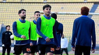 الزمالك يخفف الحمل البدني استعدادًا لمواجهة المصري البورسعيدي - الخليج الان