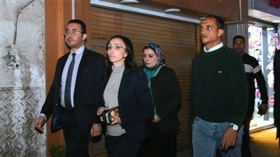 في ثاني أيام التطبيق.. جولات مكثفة لمحافظ البحيرة بدمنهور لمتابعة الالتزام بقرارات الغلق وترشيد الكهرباء - الخليج الان