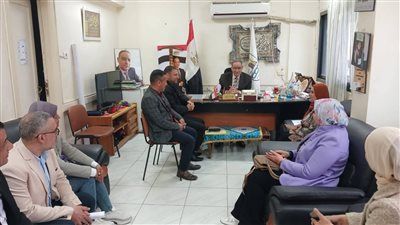 وكيل تعليم بني سويف يلتقي مديري المدارس ضمن مبادرة "1000 مدير" لدعم القيادات التعليمية وتحسين الأداء المدرسي - الخليج الان