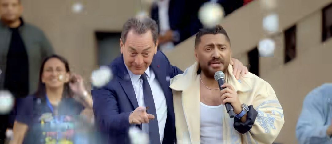 راجل جميل وفرفوش.. تامر حسني يكشف تفاصيل لقائه مع سفير فرنسا - الخليج الان