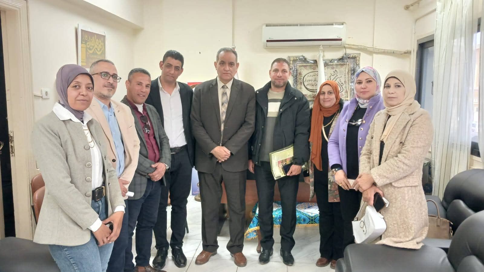 وكيل تعليم بني سويف يلتقي مديري المدارس ضمن مبادرة "1000 مدير" لدعم القيادات التعليمية وتحسين الأداء المدرسي - الخليج الان