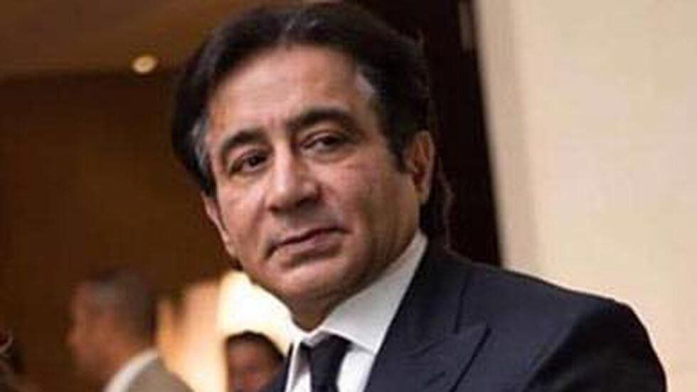 وفاة والدة رجل الأعمال أحمد عز - الخليج الان